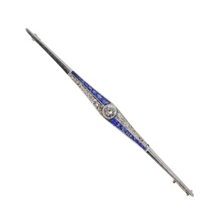 Dutch Art Deco Bar Brooch with Diamonds and Sapphires, Circa 1920